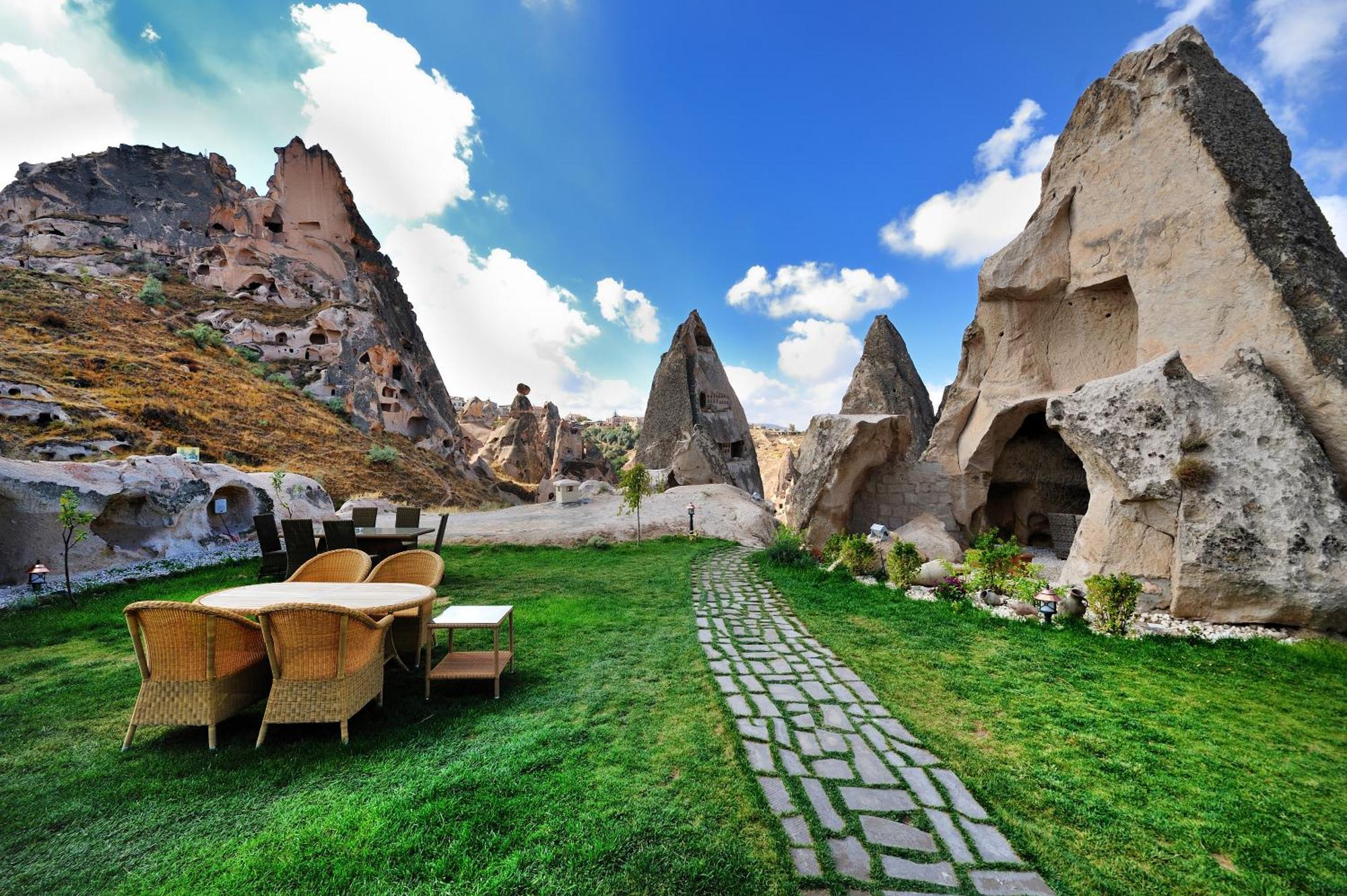 Anatelein Cave Hotel Uçhisar Exterior photo